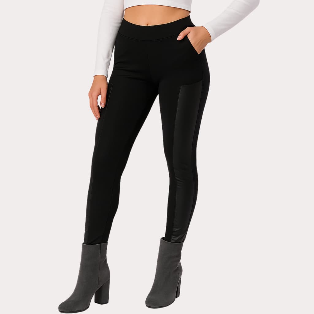 Calça Montaria Flanelada Com Detalhe Cirrê Calça Legging Montaria Suplex com Detalhe Lateral Cirrê