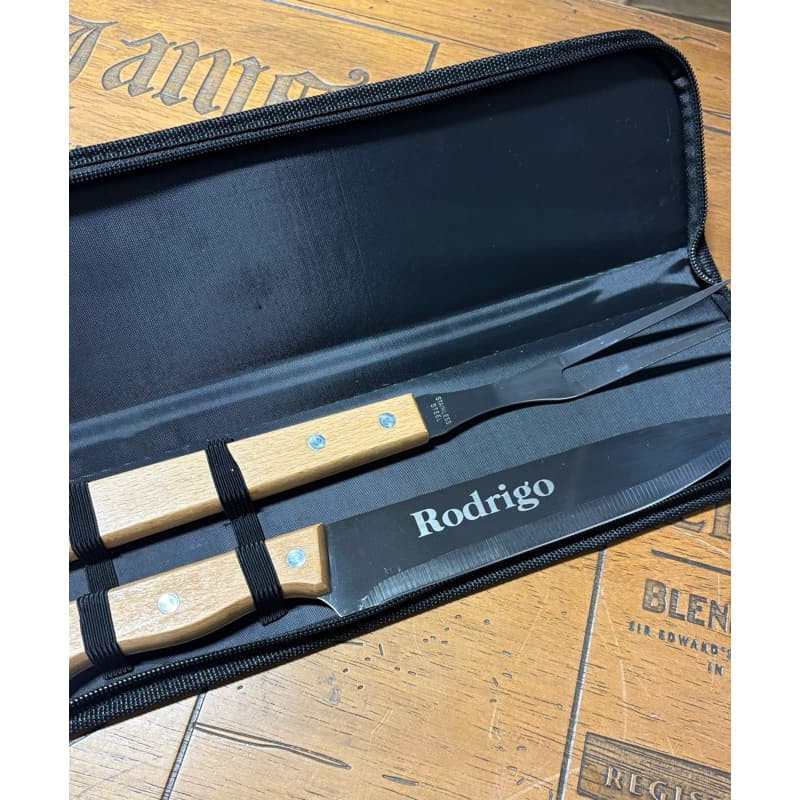 Kit Churrasco Faca e Garfo 2 Peças c/ Estojo Personalizado - Logo, Time, Profissão ou Nome