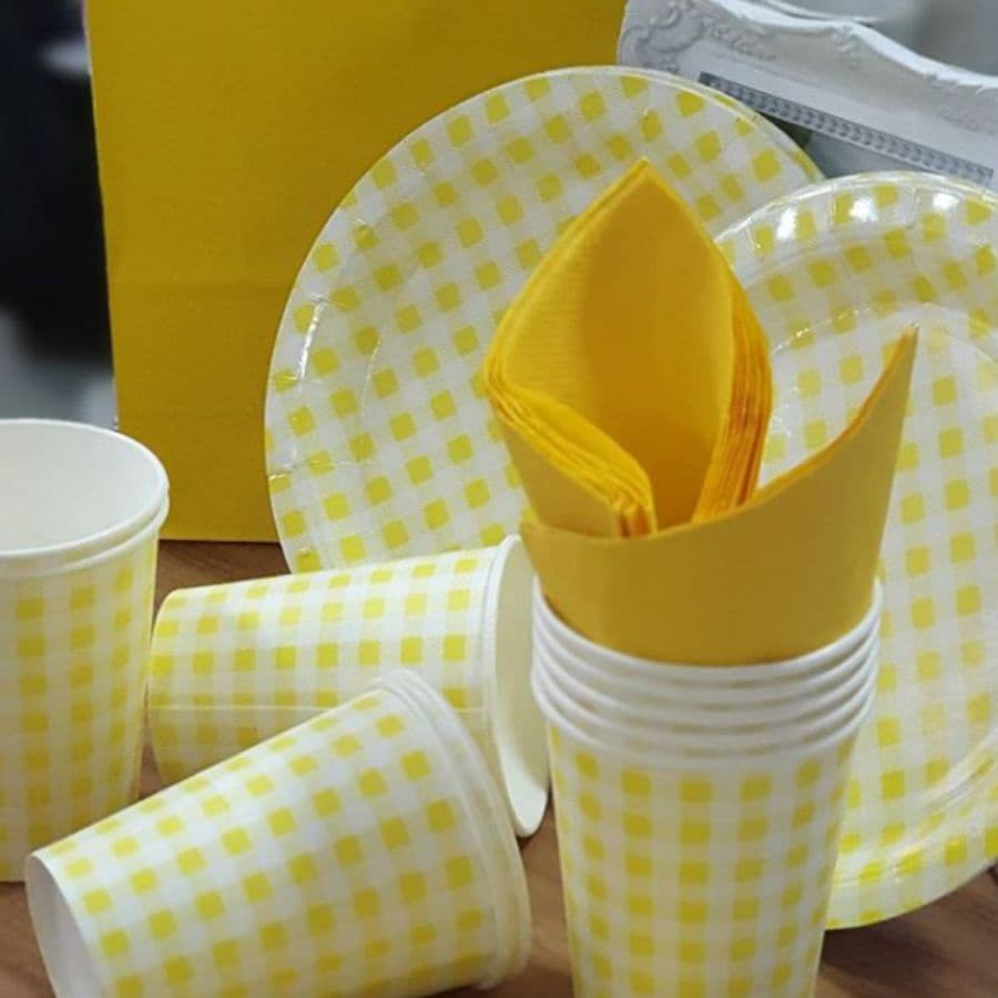 Prato Papel Biodegradável Festa Junina Amarelo - 10 unidades - 18 cm - Silver Festas