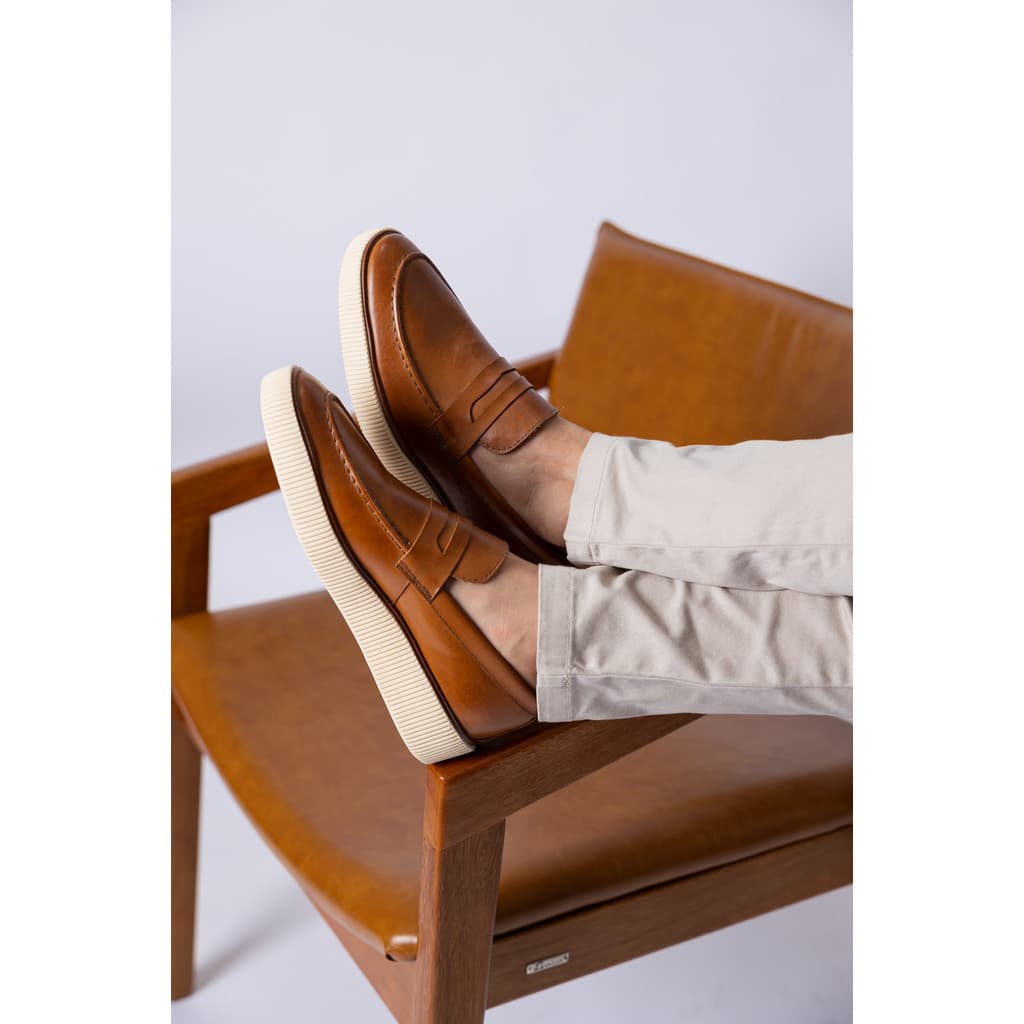 Sapato Social Mocassim Masculino – Couro Legítimo Conforto e Elegância para o Dia Dia Dia dos Pais